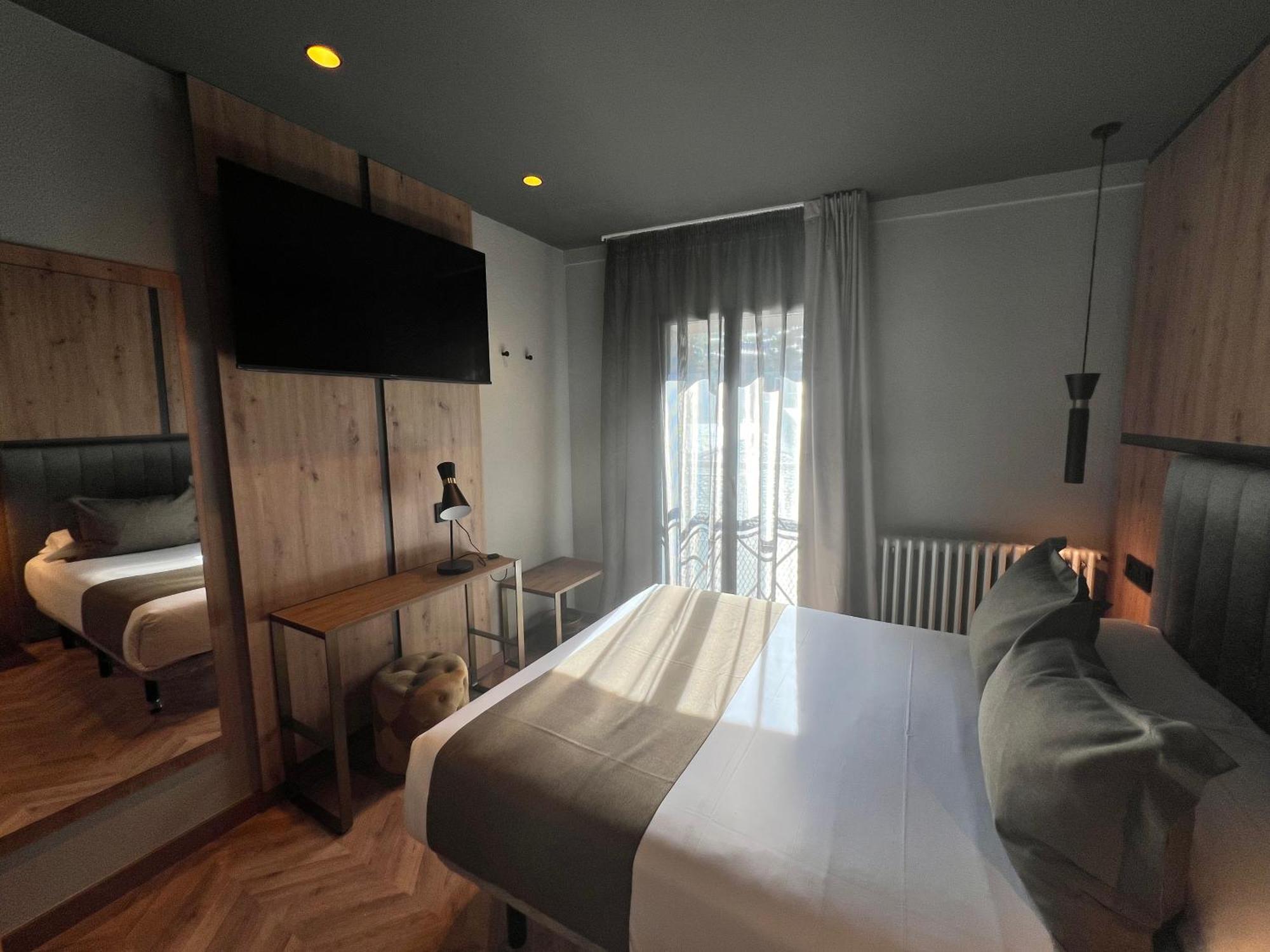 Yomo Petit Paris Hotel Encamp Exterior foto